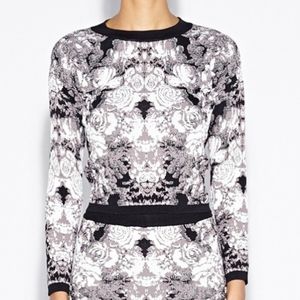 Nicole Miller ghost flower crop knit top